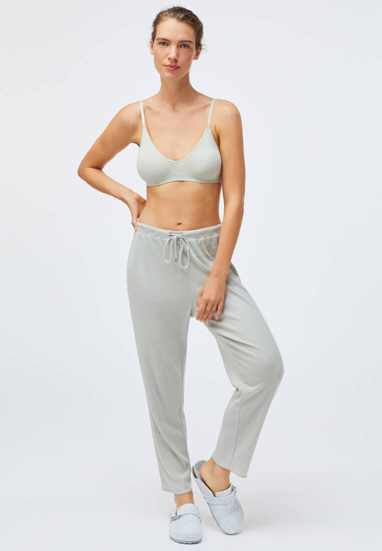 Брюки домашние Oysho купить за 2 299 ₽ в интернет-магазине Lamoda.ru