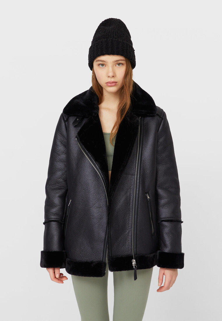 Дубленка Stradivarius купить за 5 599 ₽ в интернет-магазине Lamoda.ru