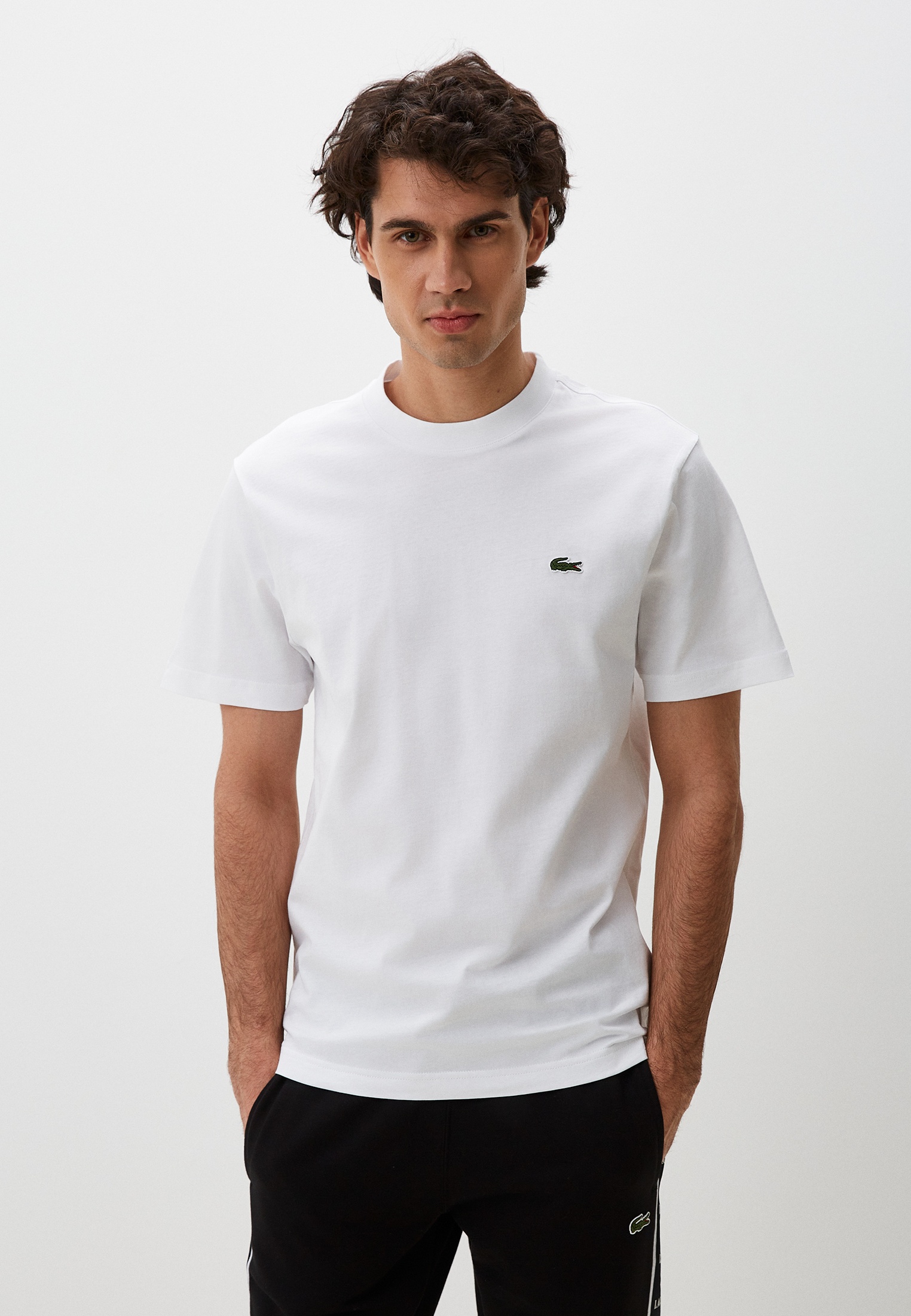 Футболка Lacoste Classic Fit, цвет: белый, MP002XM0088B — купить в ...