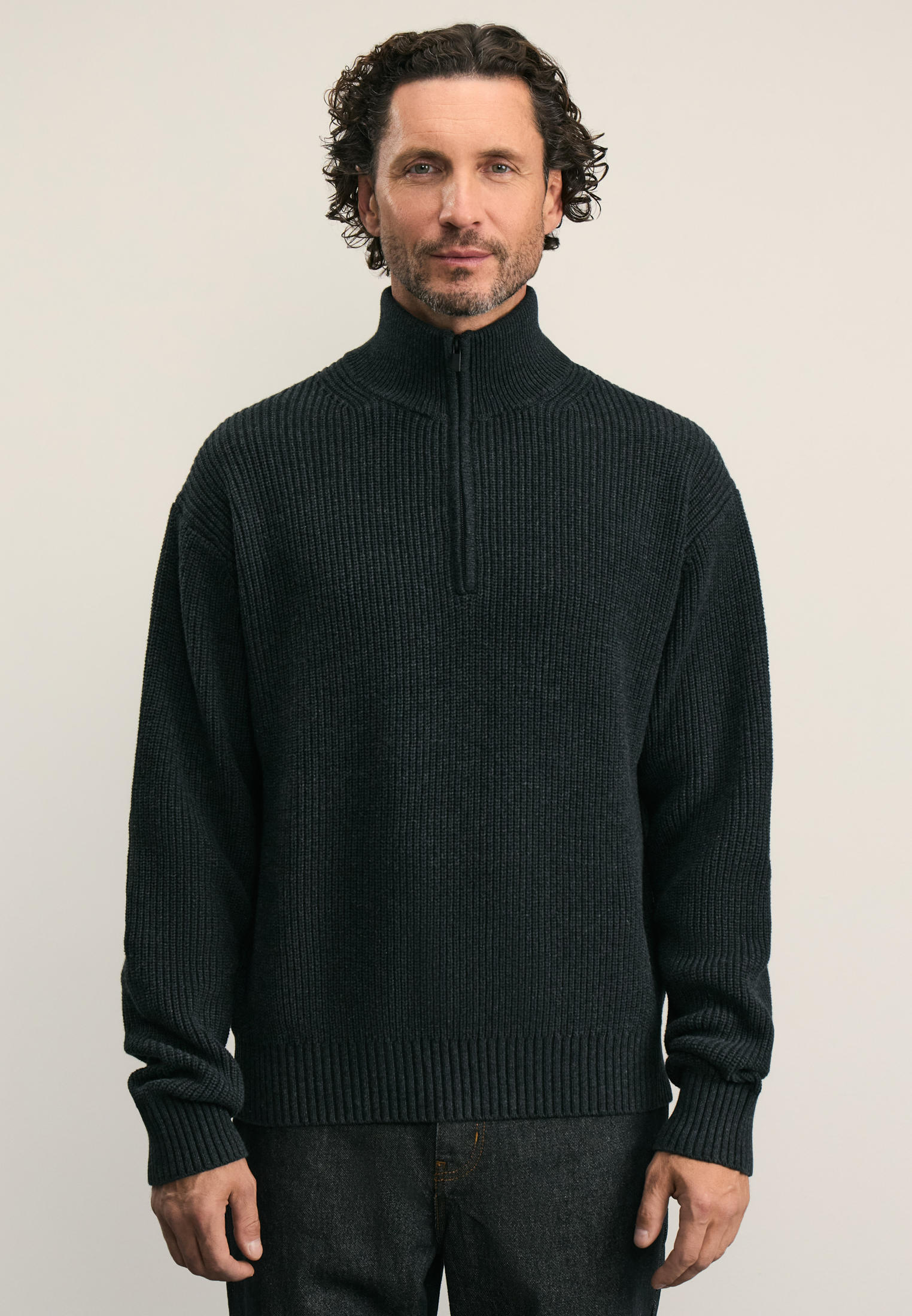 ZarinaManДжемпер