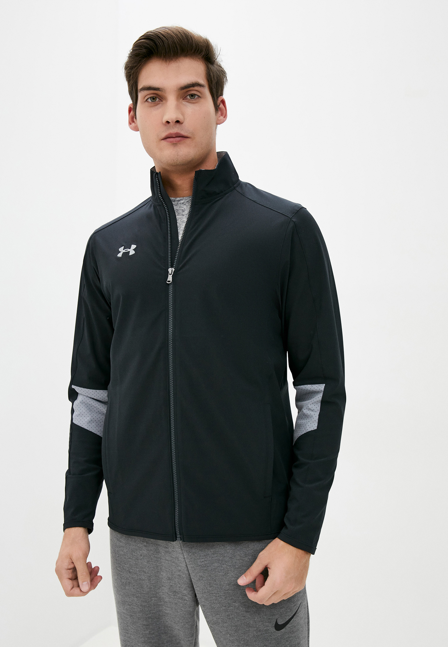 Куртка Under Armour Charger Warm Up Woven Full Zip, цвет: черный ...