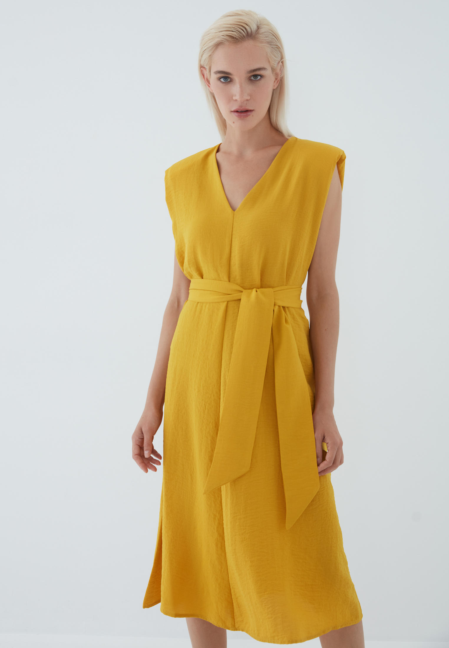 Платье Zarina Exclusive online, цвет: желтый, MP002XW07D0T — купить в интернет-магазине Lamoda