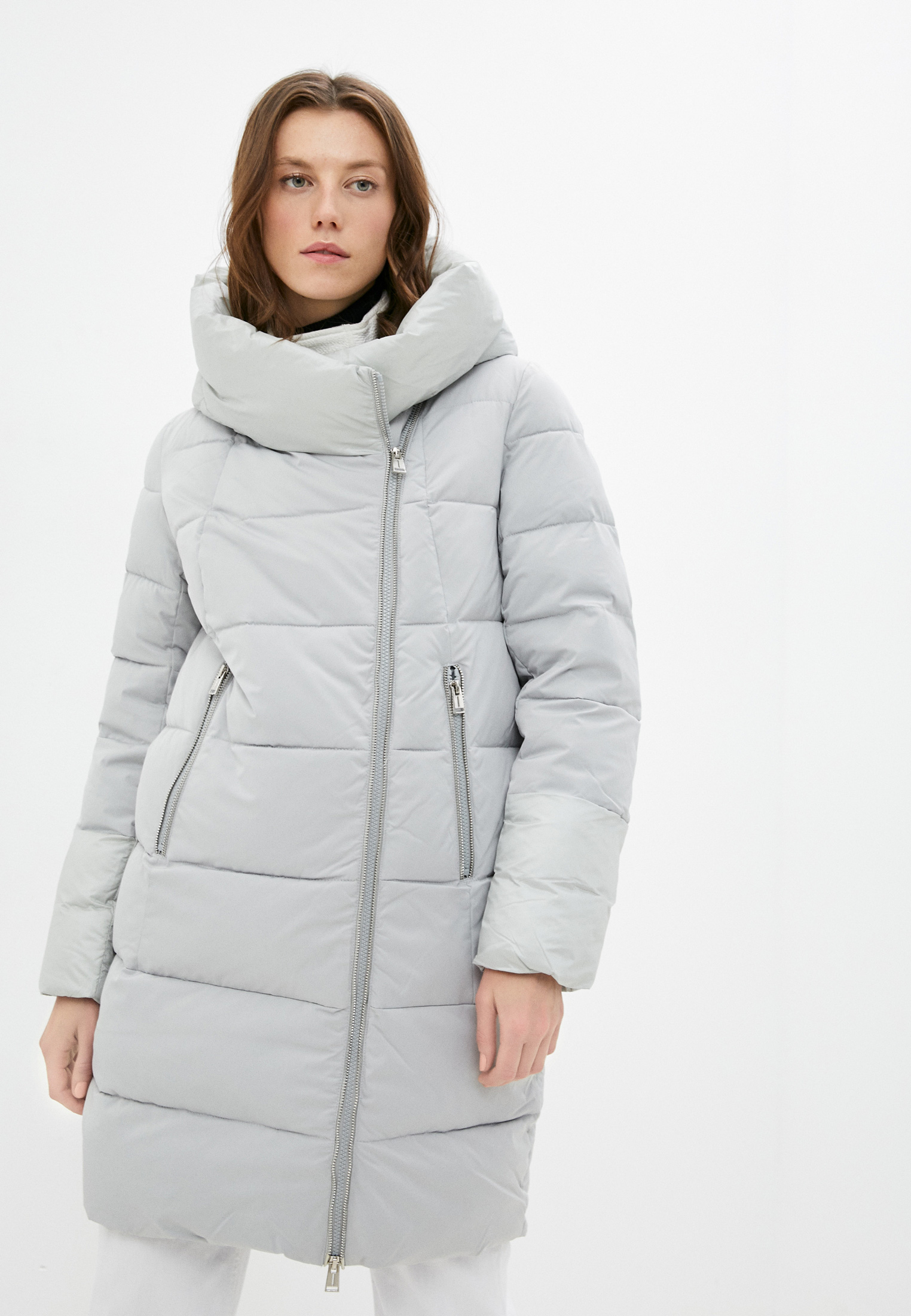 Снежная королева куртка утепленная. Куртка снежная королева studio. Снежная королева куртки. Куртки женские в снежной королеве. Серая королева.