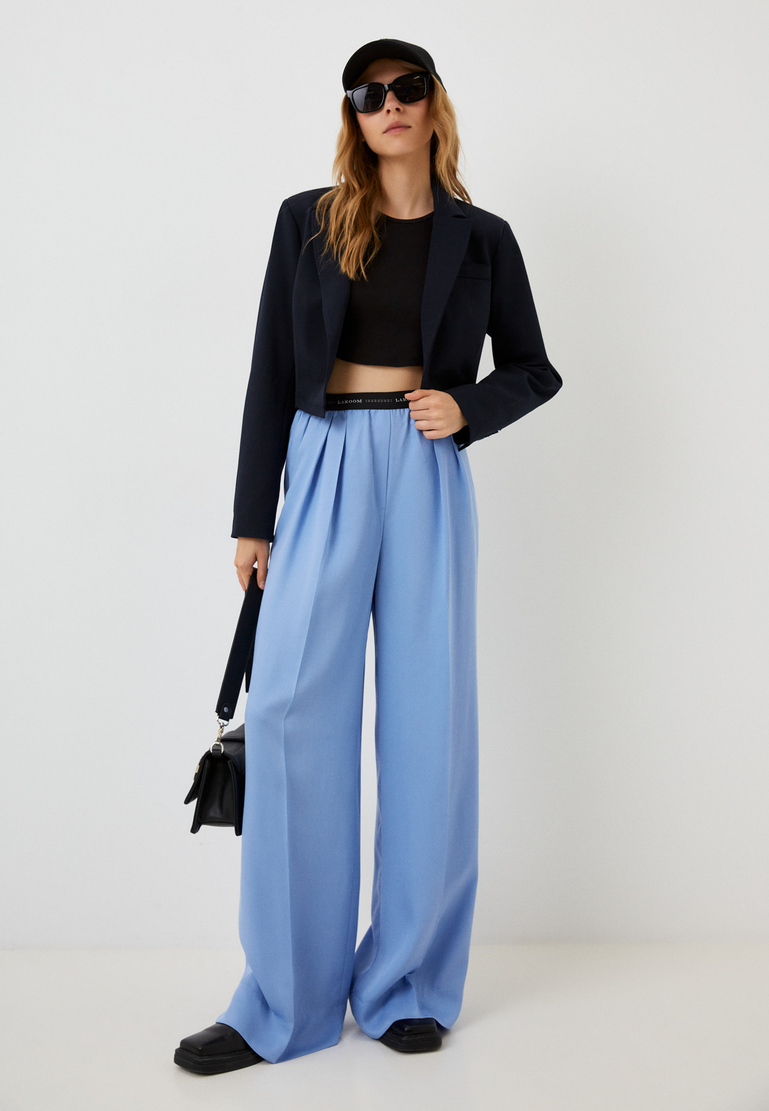 Рубашка женская льняной. Tory sport embroidered. Шорты розовые коттон женские. Карго страдивариус бежевые. Reebok natural dye шорты.