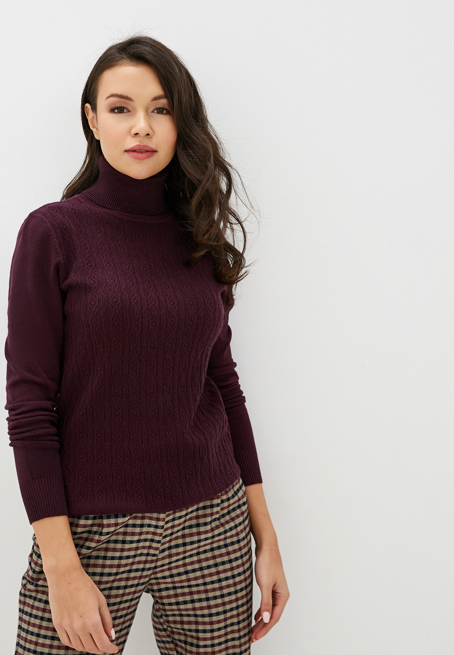 водолазка zara бордовая. водолазка женская 2020. бордовая водолазка с кардиганом. бордовый свитер. водолазка kotikof бургундия.