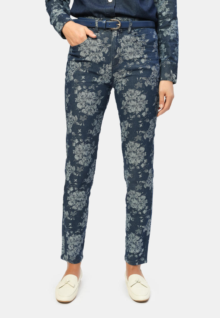 Жакет loro piana женский чёрный. Calin doux одежда. Джинсы мом левайс. Джинсы клеш. Белорусский женский костюм ноче мио ixora.