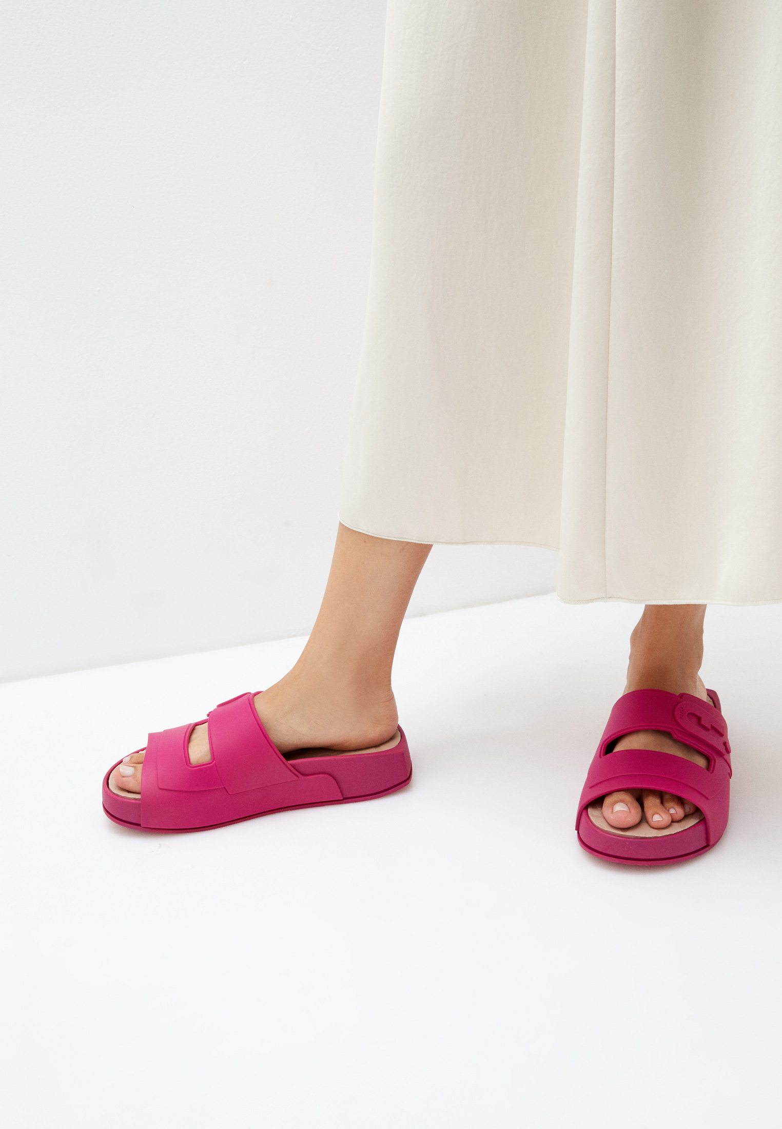 FURLA (フルラ）POOL SLIDE SANDAL 40 Sandales NERO Furla Pool Slide | Furla FR