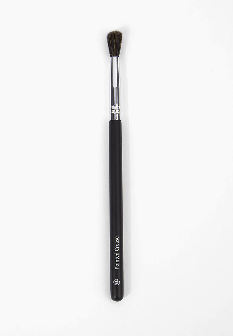 Кисть для глаз BH Cosmetics Pointed Crease Brush, 5,9 г, цвет: черный ...