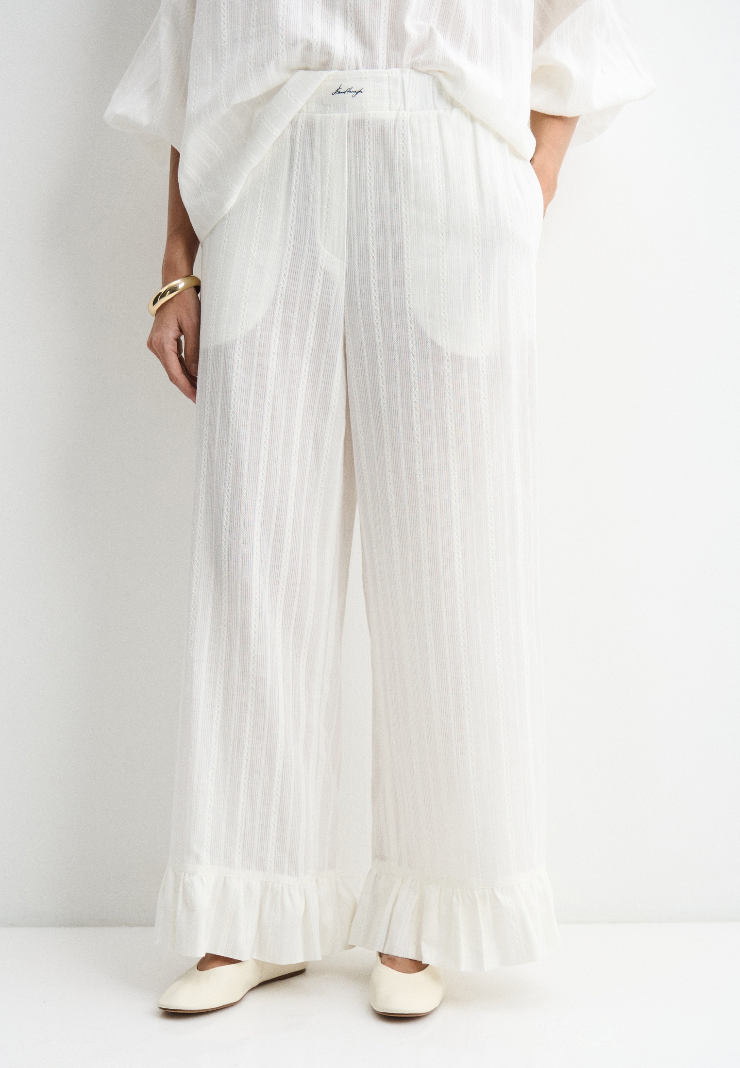 БелаяТекстураБрюки