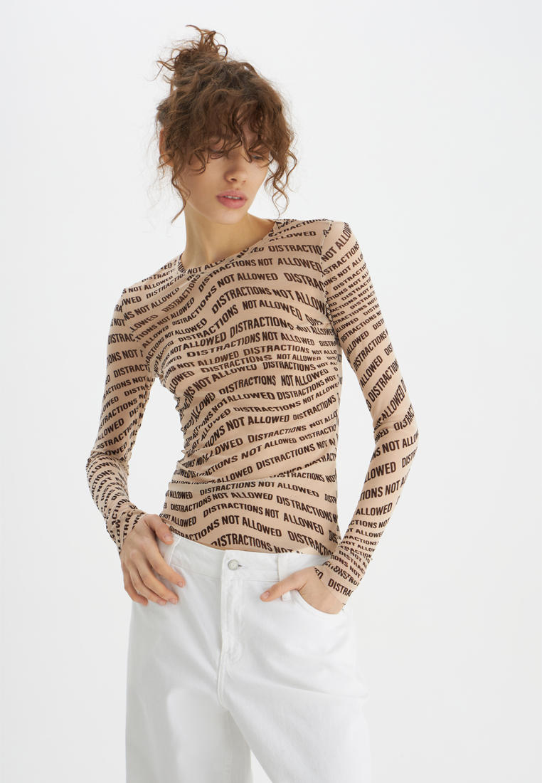 Lime лонгслив с вырезом. Lime лонгслив с перьями. Топ с перьями lime. Lime лонгслив с перьями. Блузка с перьями lime.