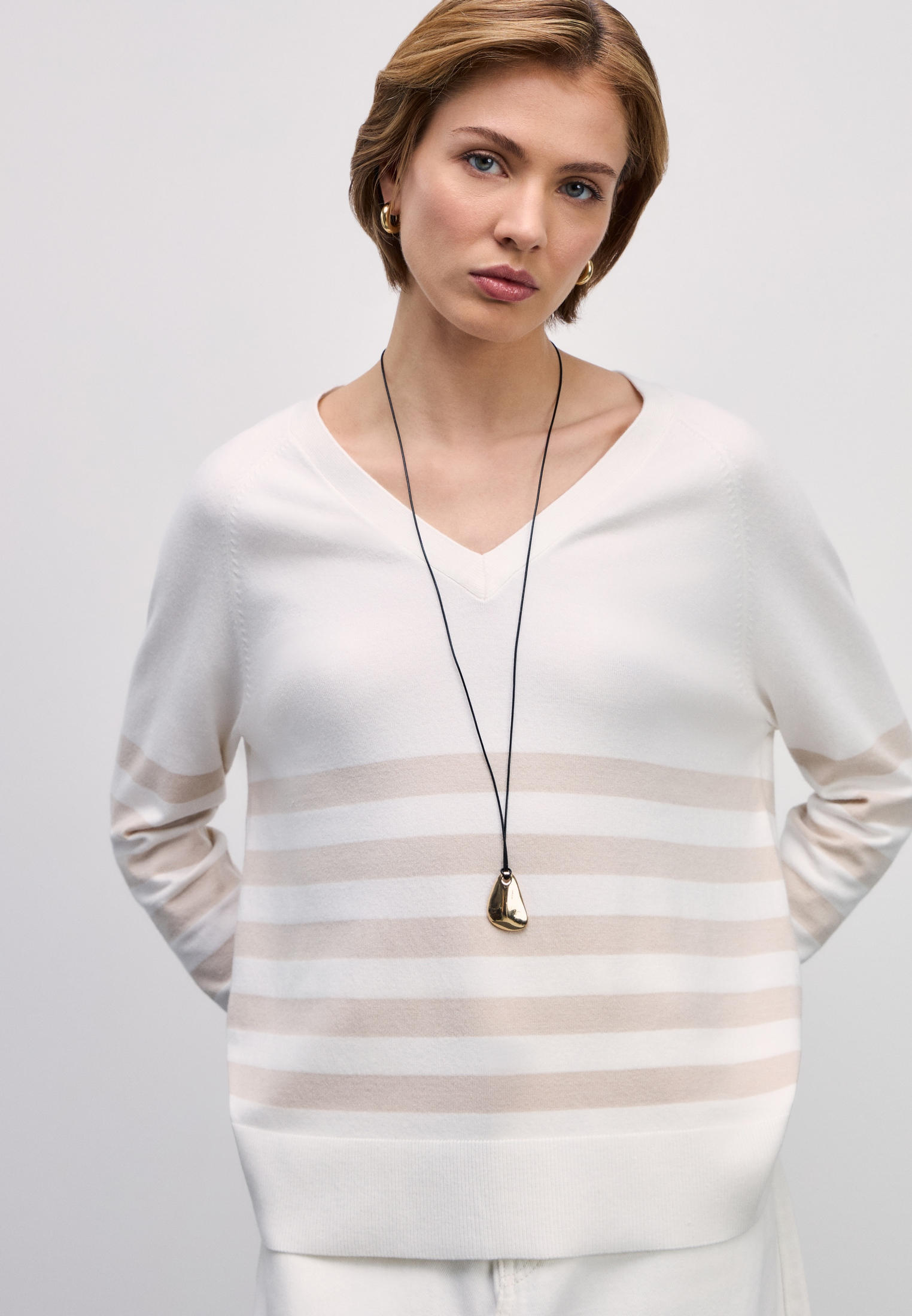 Пуловер Zarina Exclusive online, цвет: бежевый, MP002XW1491K — купить в ...