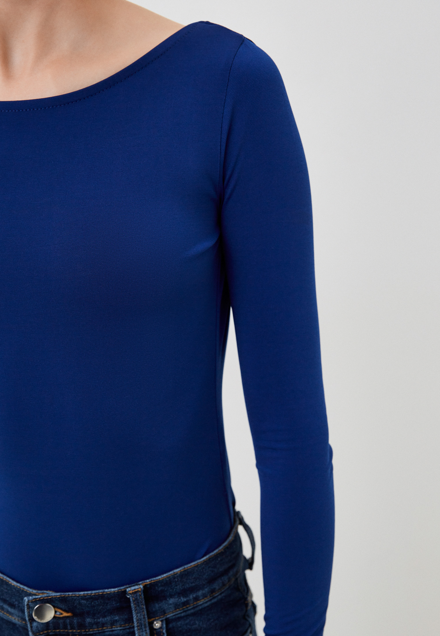 Boutique meñli. Выкладка одежды. Менеджер в индустрии моды. Section одежда. Ennstore одежда.