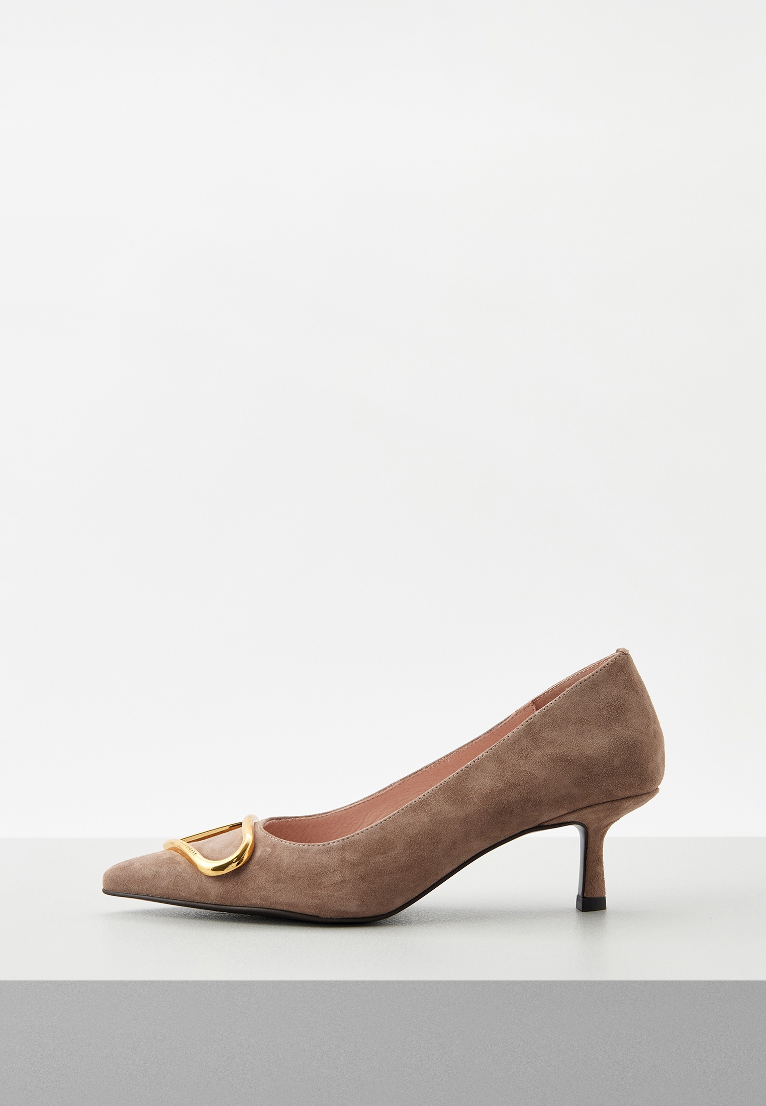 Туфли Coccinelle, цвет: бежевый, MP002XW18BXL — купить в интернет ...