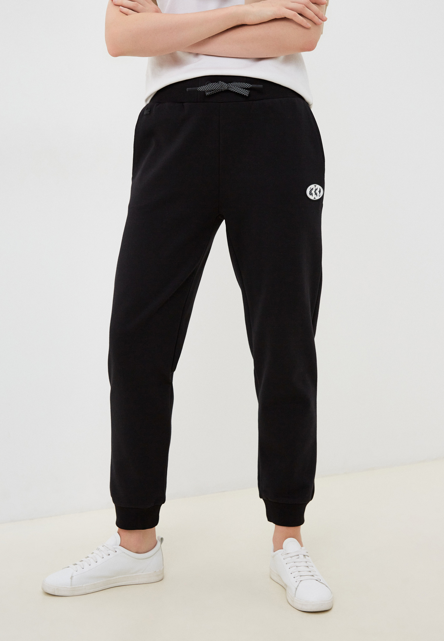 Спортивные брюки Lacoste