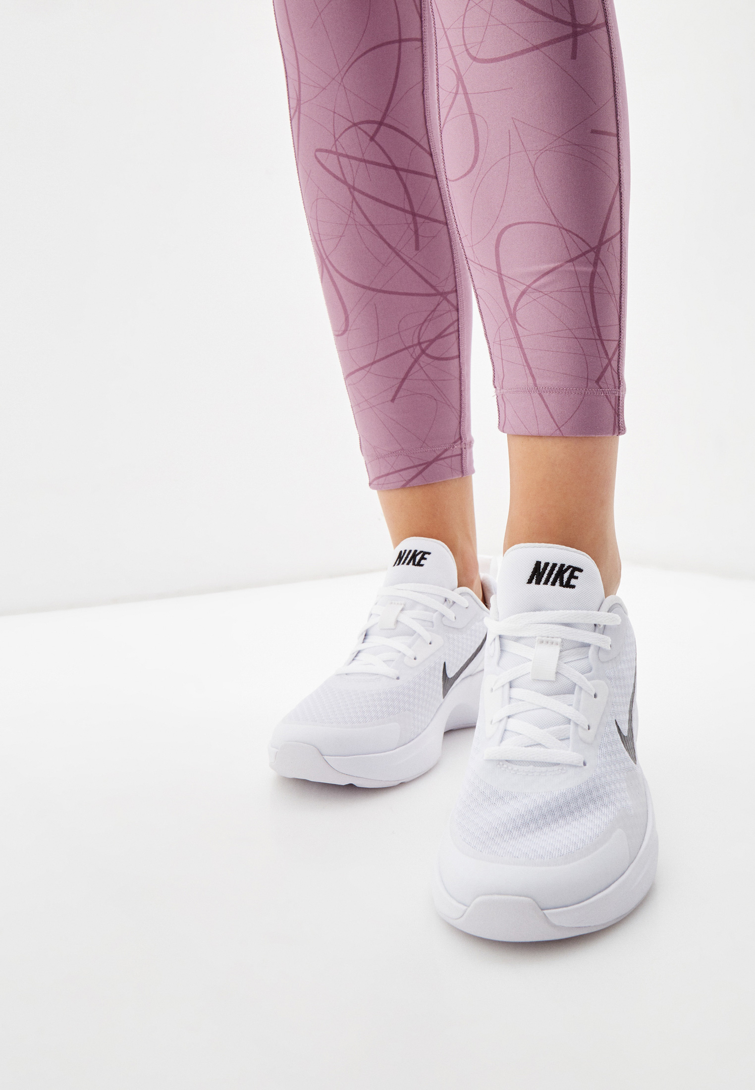 Nike wearallday на ноге