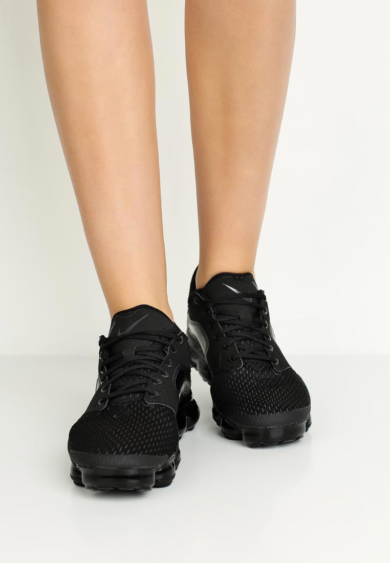 Nike black vapormax clearance womens