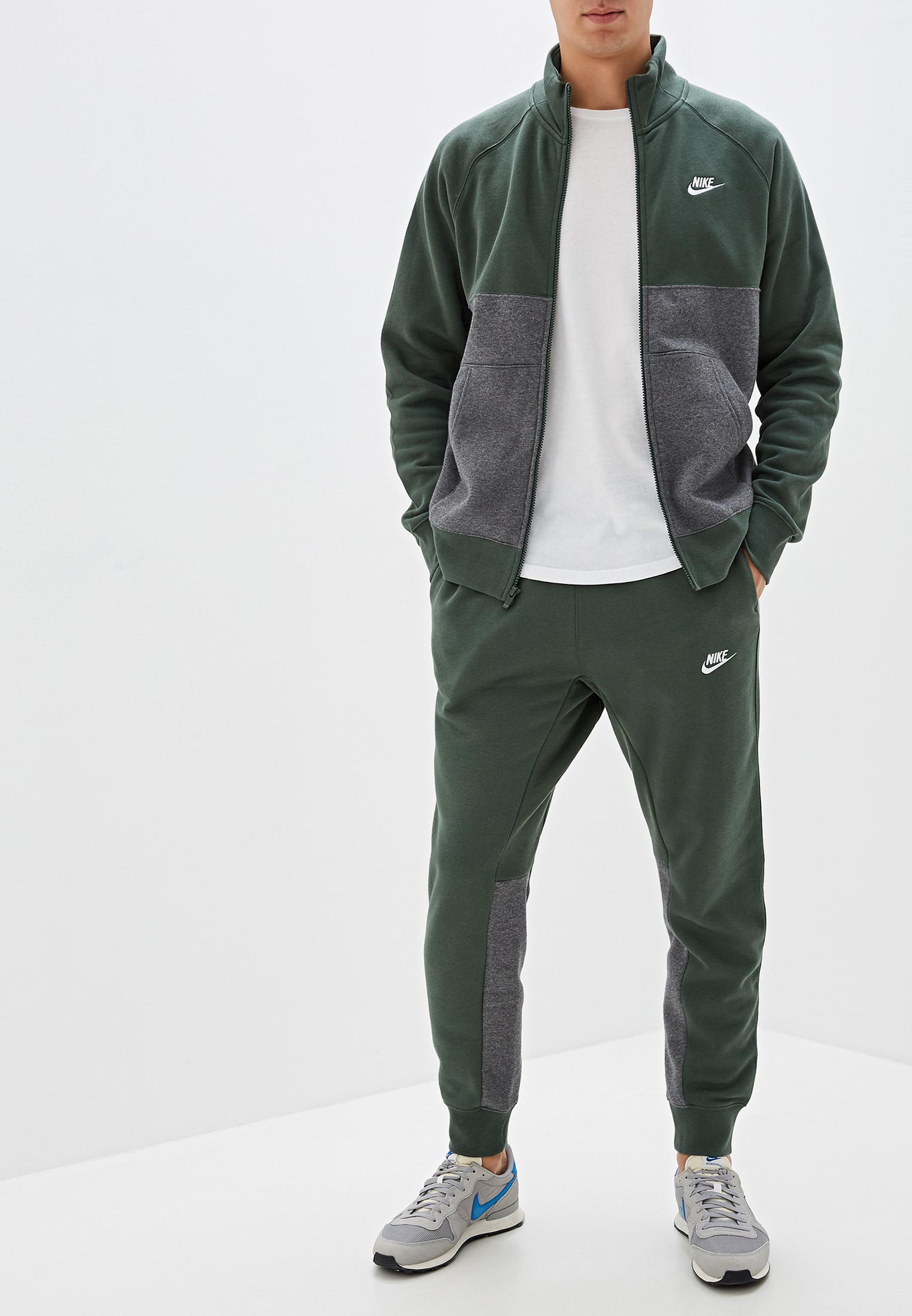  спортивный Nike Sportswear Men's Fleece Tracksuit, цвет: зеленый .