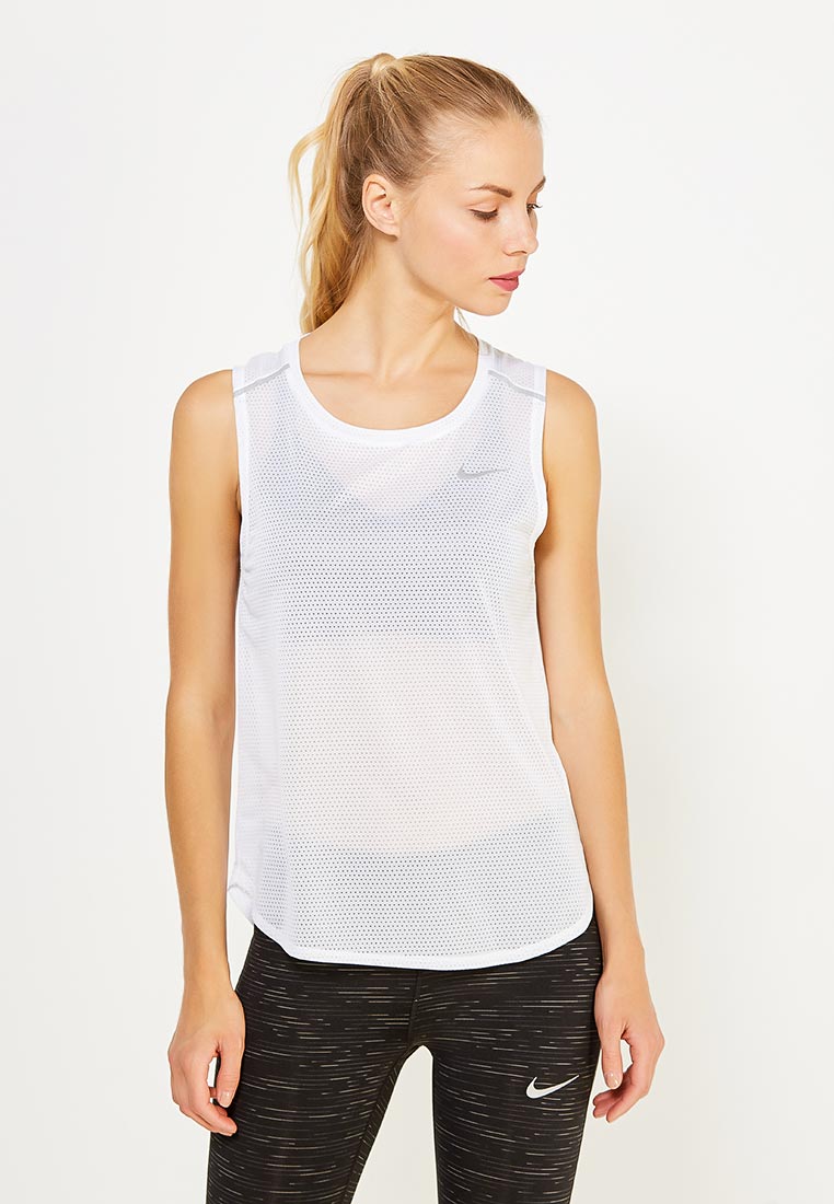 Белые спортивные майки. Белая спортивная майка. Белая спортивная футболка. Белый топ найк женский. Спорт майка белая.