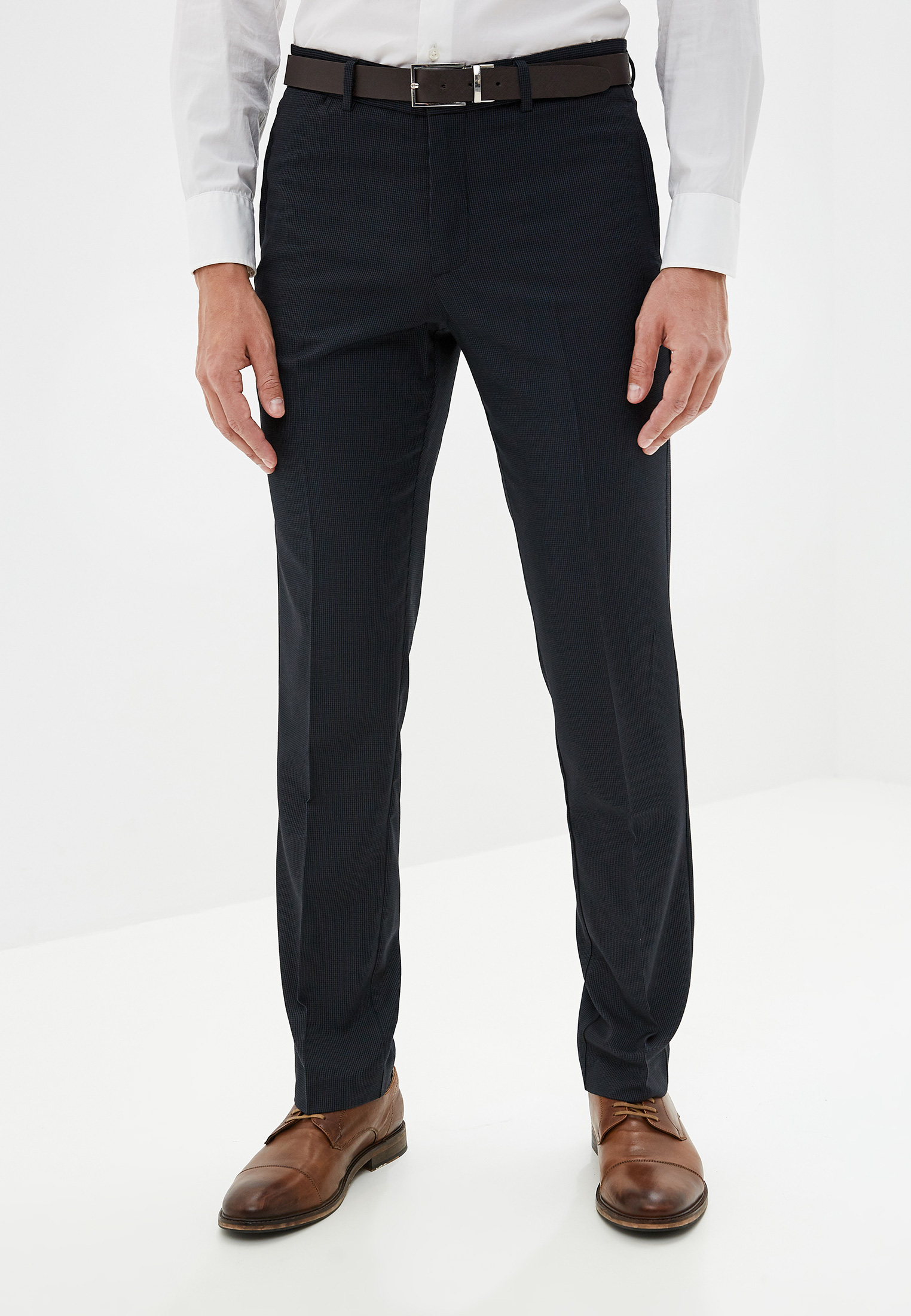 классические штаны мужские. брюки мужские классические. слаксы мужские. брюки классические мужские на белом фоне. Limited basic штаны мужские.