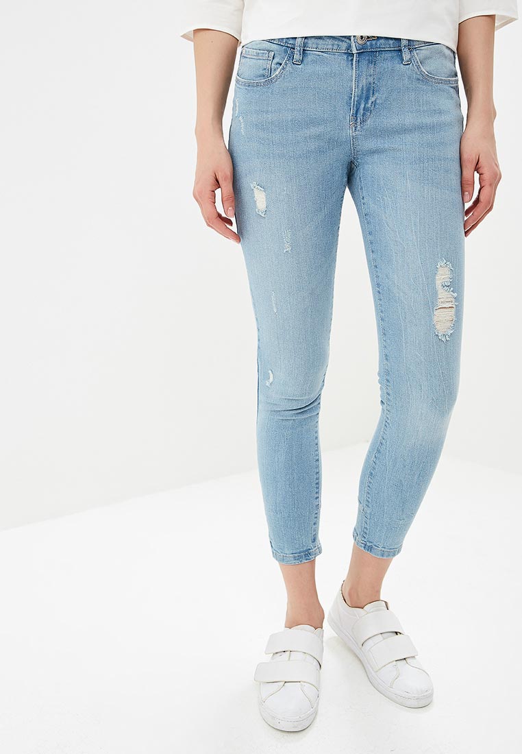 Светло серые джинсы женские. Светло голубые джинсы. Серые джинсы женские. Светло синие джинсы женские. Нежно голубые джинсы женские.