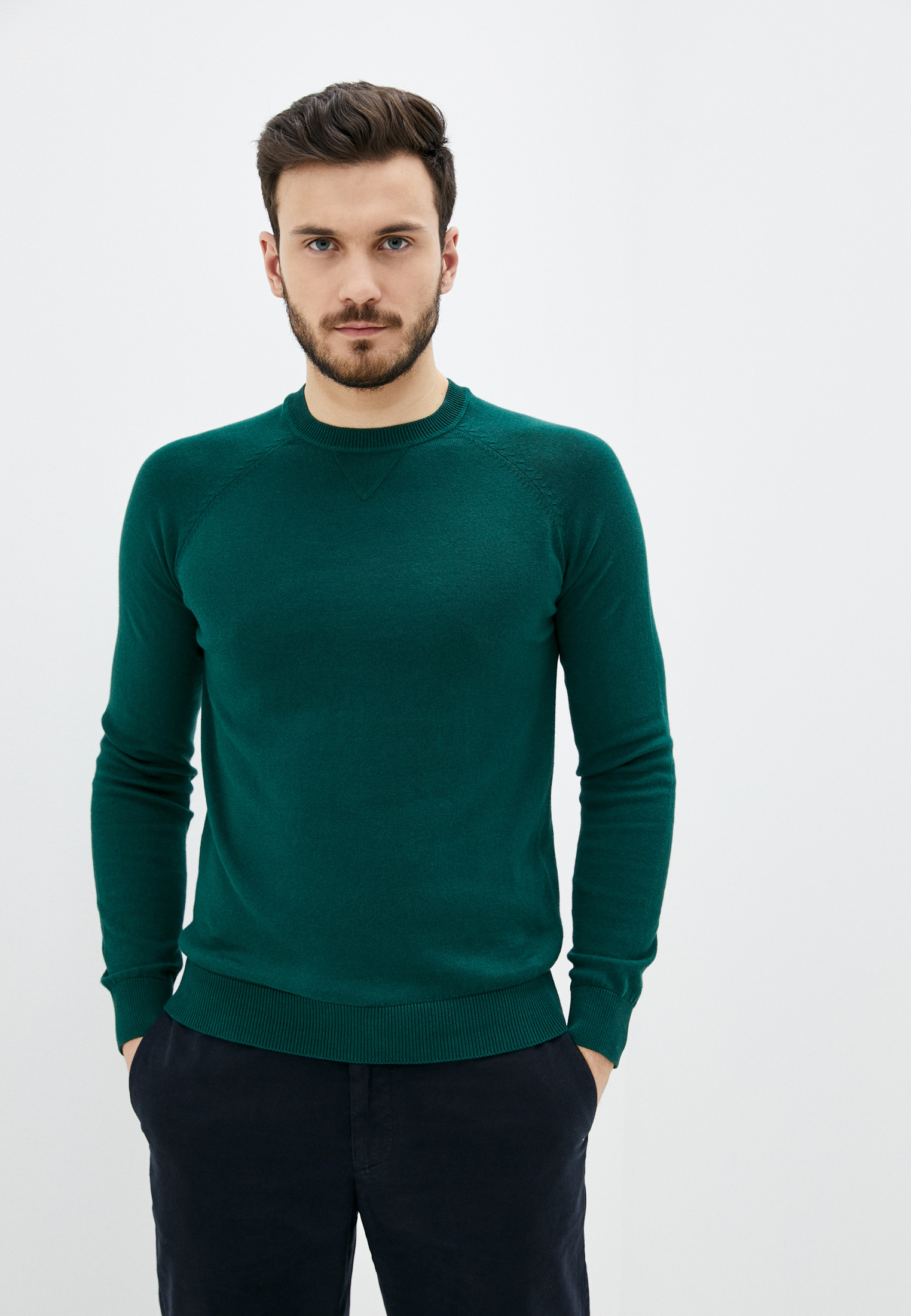 Зеленые свитеры мужские. Gant пуловер мужской зеленый. Зеленый джемпер мужской. Зеленая водолазка мужская. Злёоний свитер мужской.