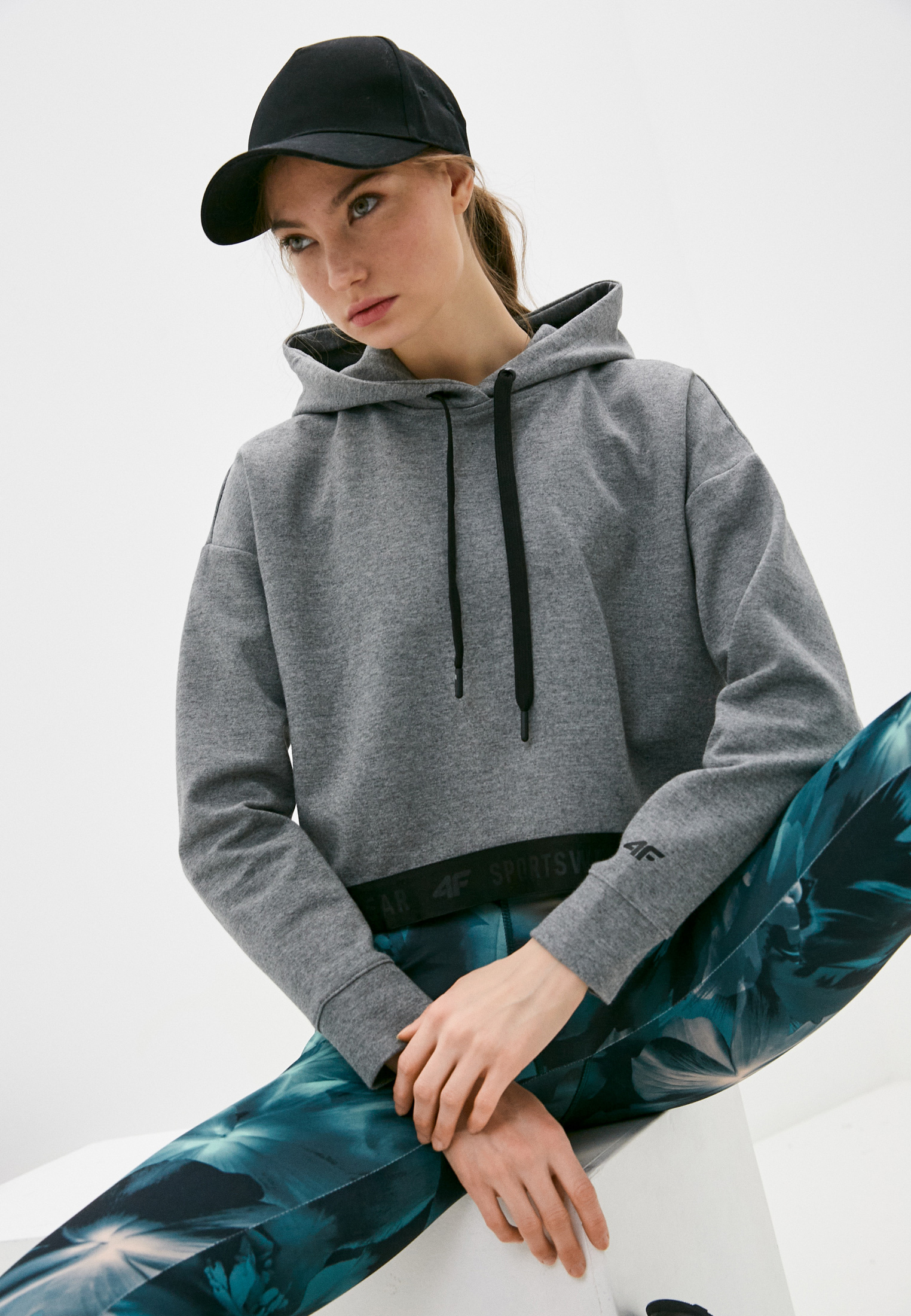 худи армани exchange женские. худи бифри женские ламода. рабочее худи ламода. красная толстовка. худи ламода.