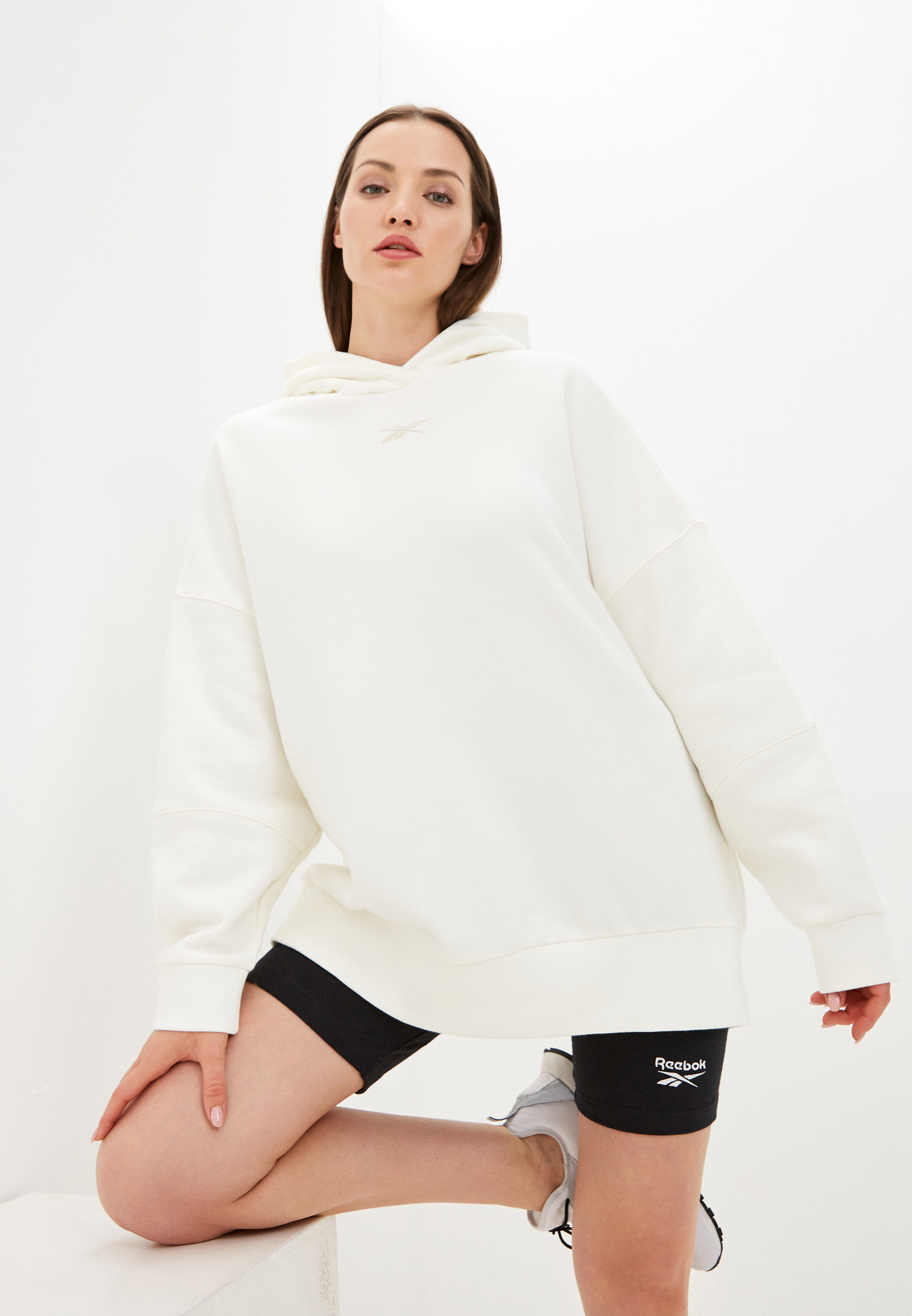 Худи Reebok SR OVERSIZE HOODIE IN, цвет белый, RTLAAI852001 — купить в