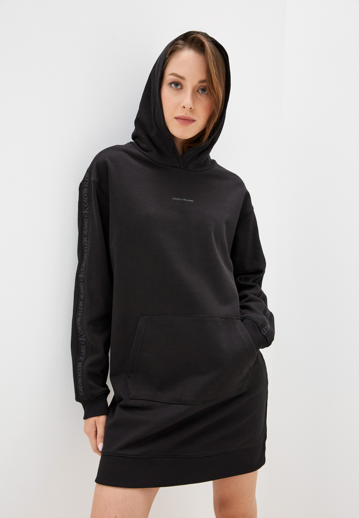Платье Calvin Klein Jeans, цвет: черный, RTLAAM226701 — купить в ...