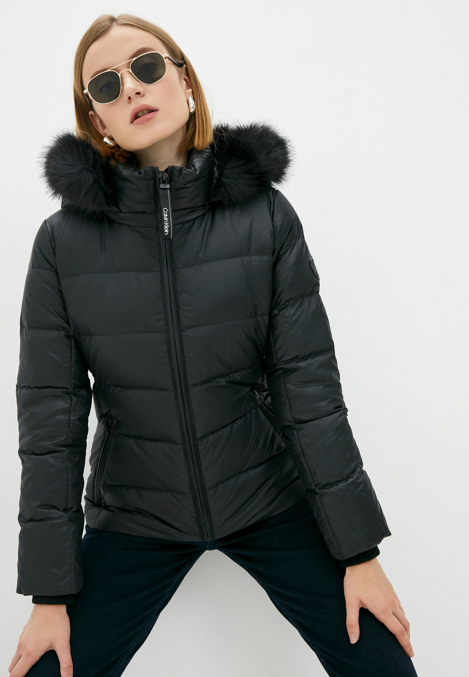 Пуховик Calvin Klein, цвет: черный, RTLAAQ370801 — купить в интернет ...