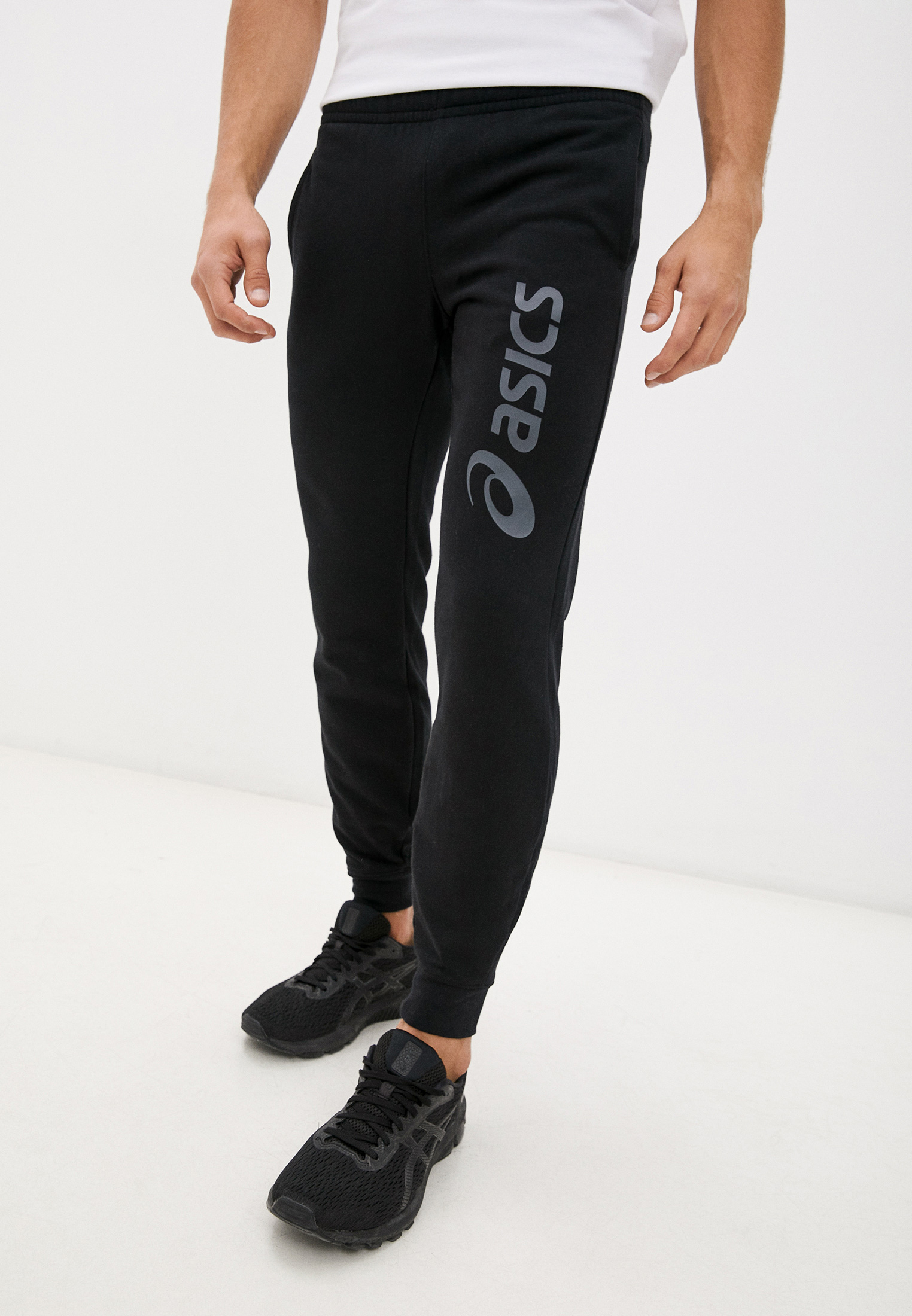 Брюки спортивные ASICS ASICS BIG LOGO SWEAT PANT, цвет: черный ...