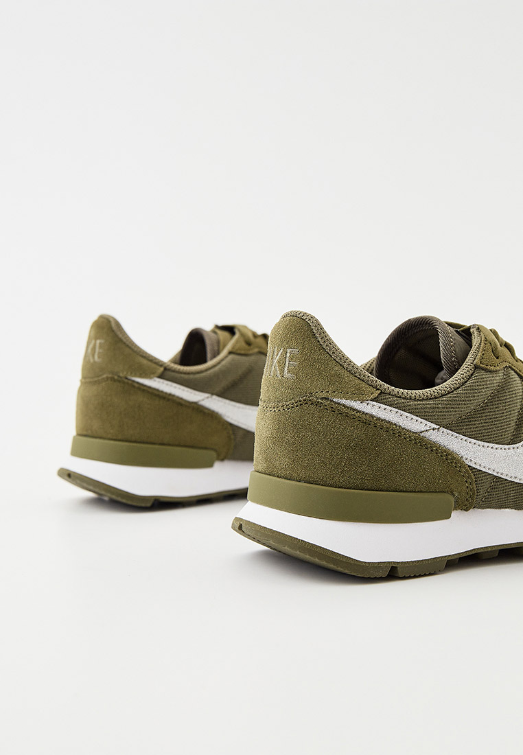 Nike internationalist khaki hotsell