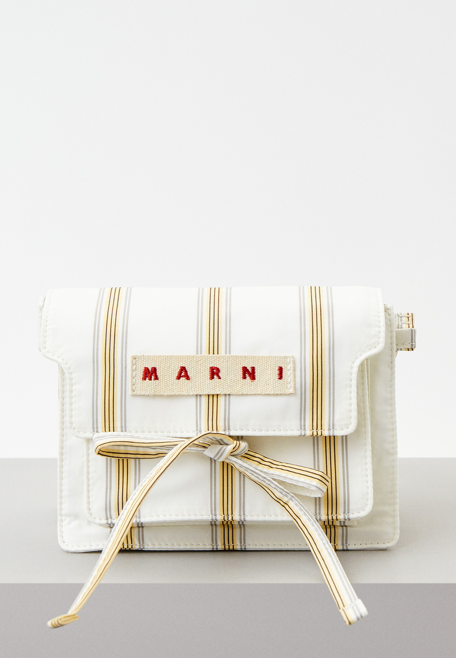 Сумка Marni, цвет: белый, RTLABA039701 — купить в интернет-магазине Lamoda