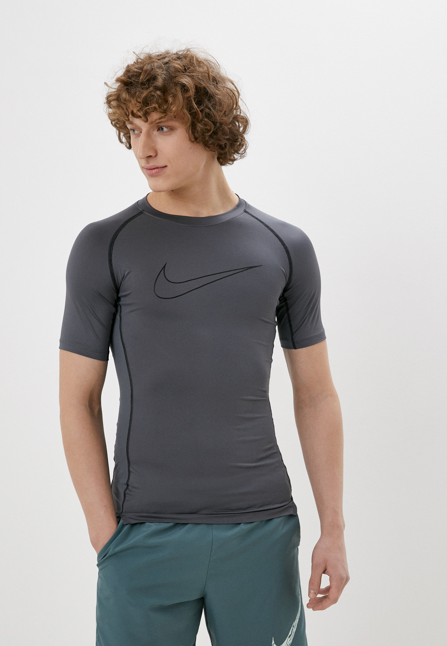 Футболка компрессионная Nike M NP DF TIGHT TOP SS, цвет: серый ...