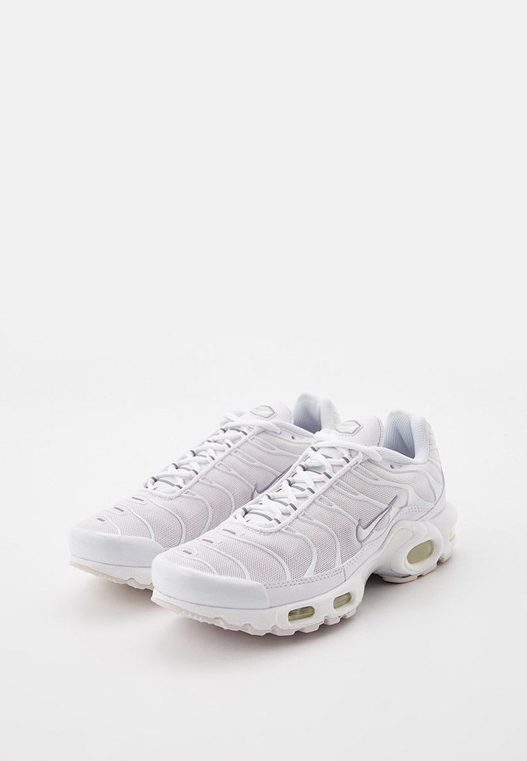 Nike air max plus top womens black and white
