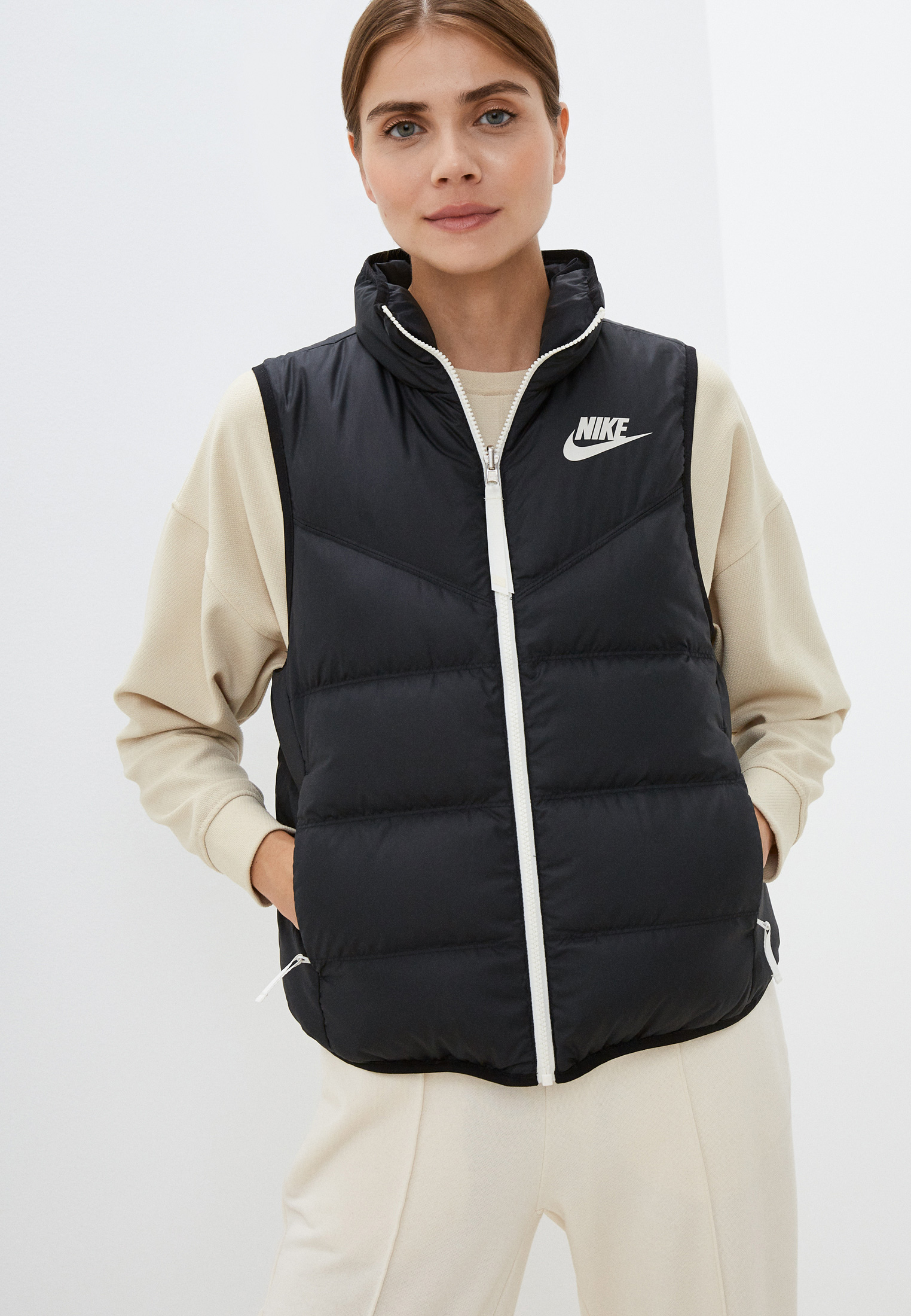 Жилет утепленный Nike W NSW WR DWN FILL VEST REV NFS, цвет: черный ...