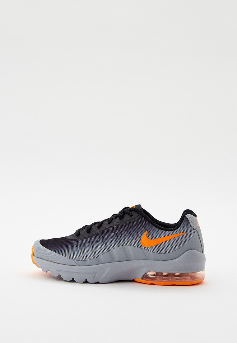 Nike invigor silver deals