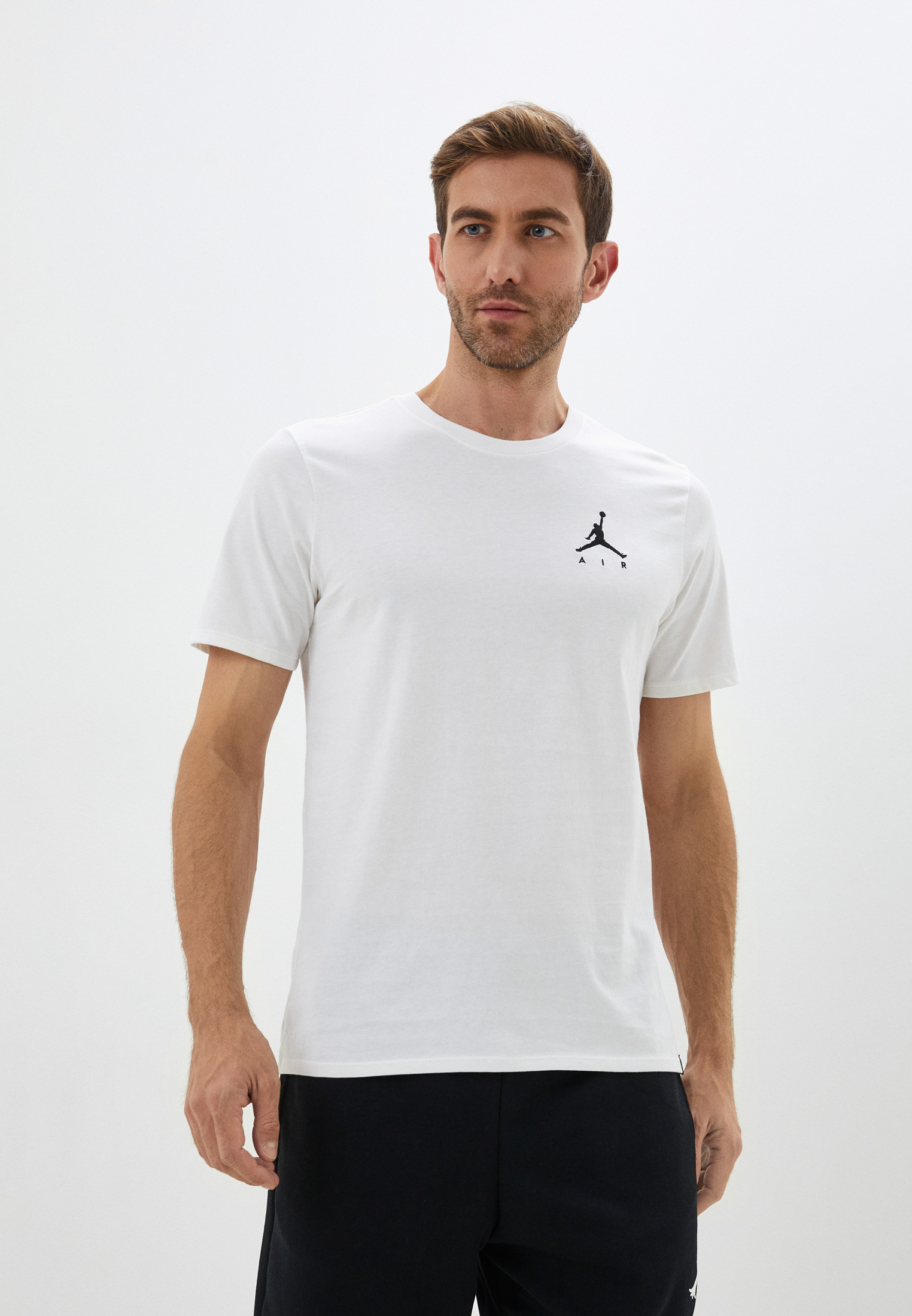 Футболка Jordan Men's Jordan Sportswear Jumpman Air Embroidered T-Shirt ...