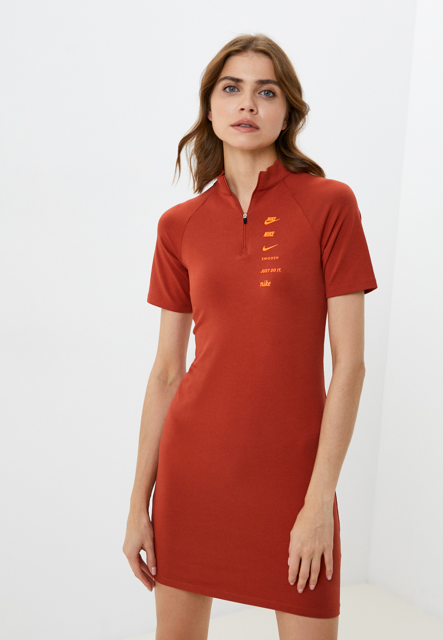 Платье Nike W NSW SWSH DRESS SS, цвет: коричневый, RTLACA393901 ...