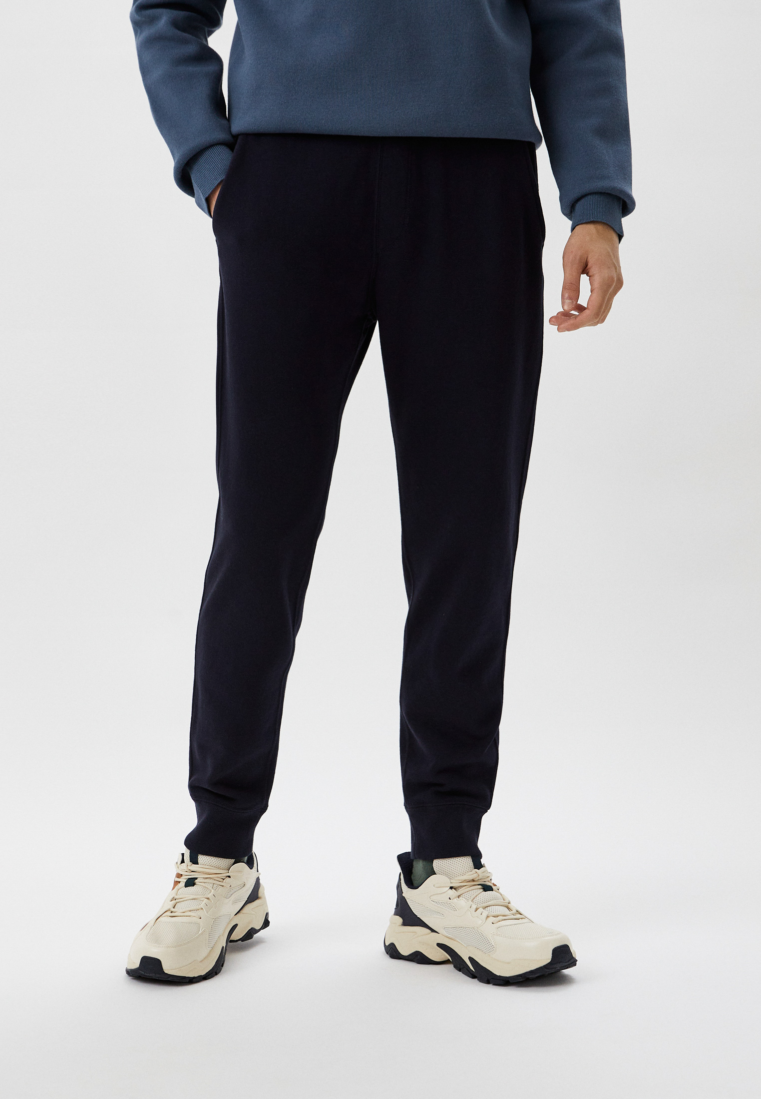 Брюки UNIQLO трикотажные, цвет: синий, RTLACE392901 — купить в интернет ...