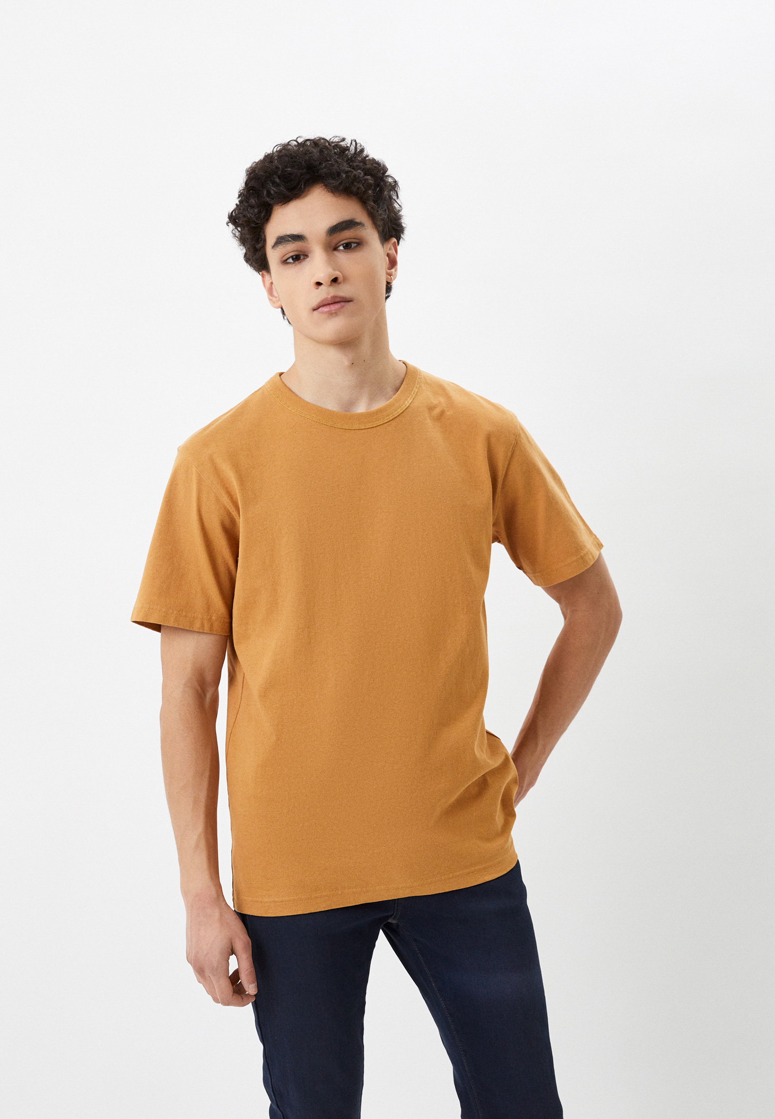 Футболка UNIQLO Uniqlo U, цвет: желтый, RTLACG793201 — купить в ...