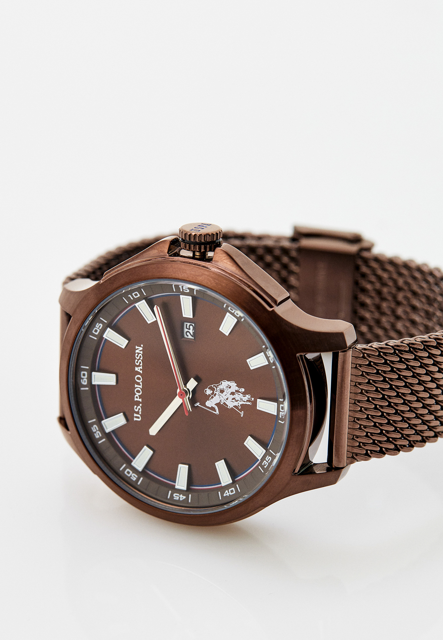 "Часы с кварцевым механизмом выполнены из нержавеющей стали. 