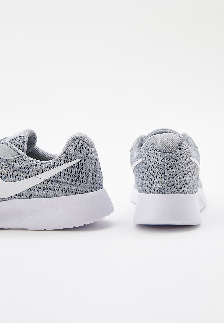 Nike women's tanjun athletic shoes online