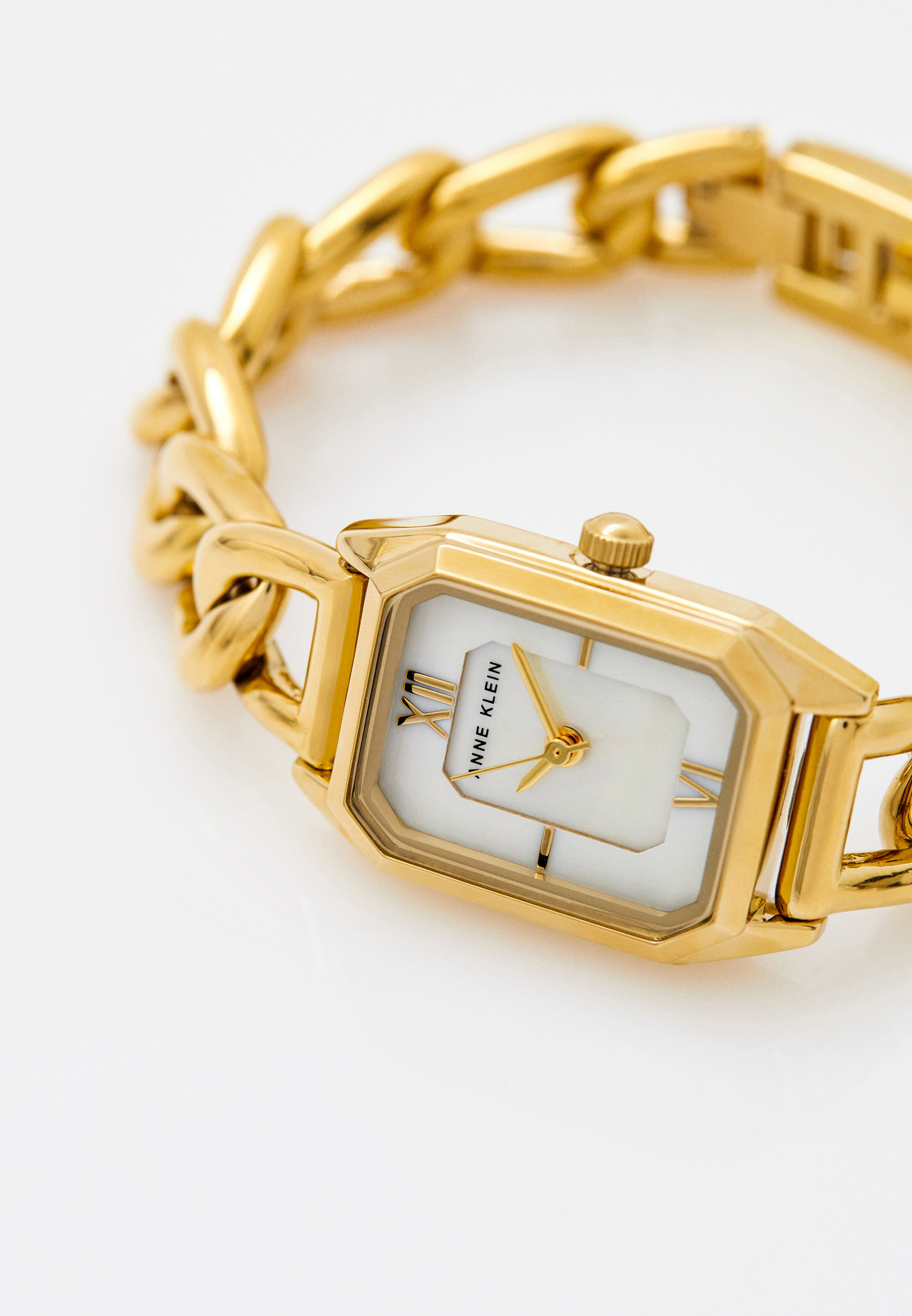 Браслет anne klein. Часы anne klein золотистые. Anne klein часы. Женские наручные часы anne klein 7604chrm. Anne klein 3769mpsv.