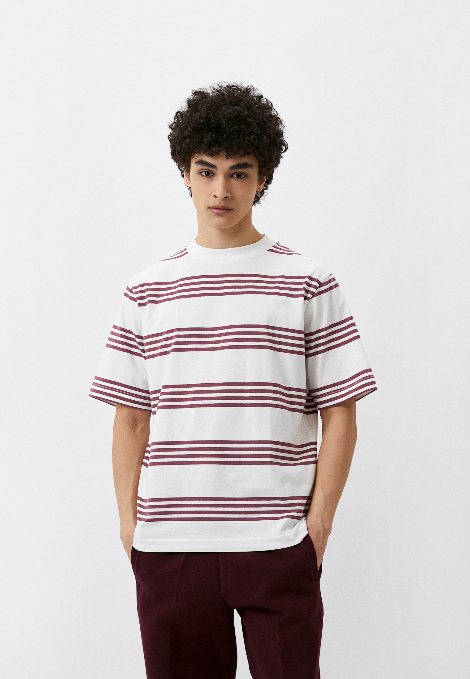 Футболка UNIQLO Uniqlo U, цвет: белый, RTLACK793401 — купить в интернет ...