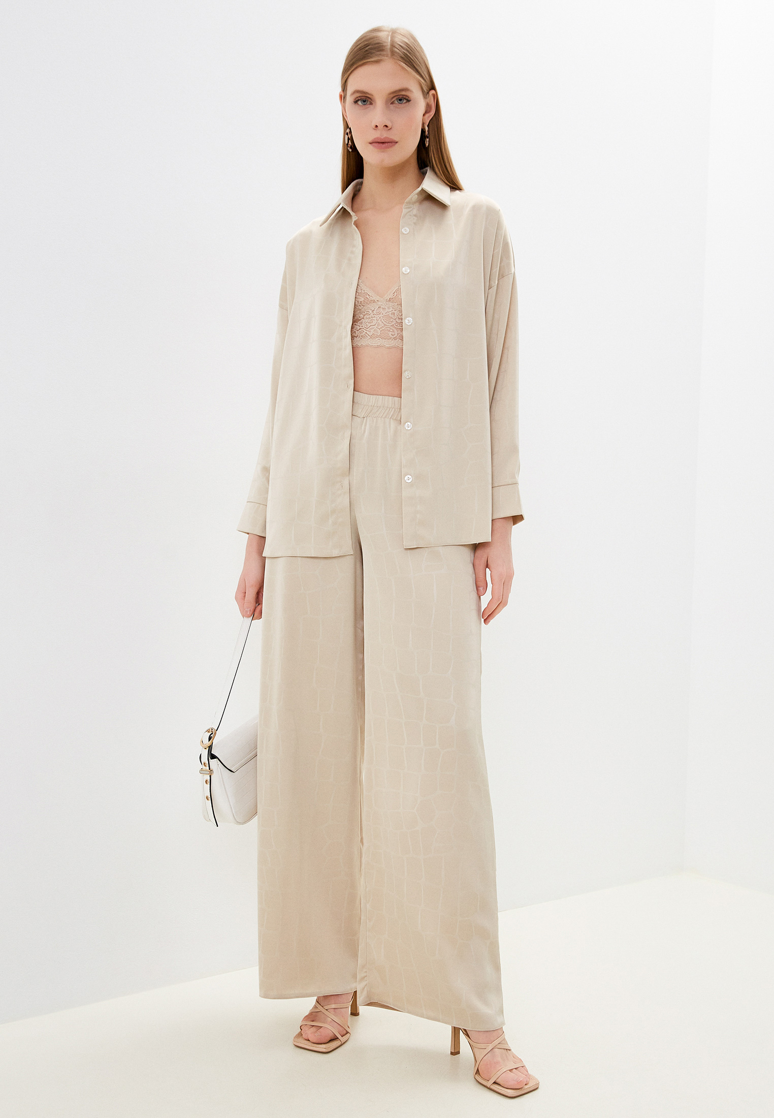 Костюм Chic de Femme, цвет: бежевый, RTLACM361401 — купить в интернет ...