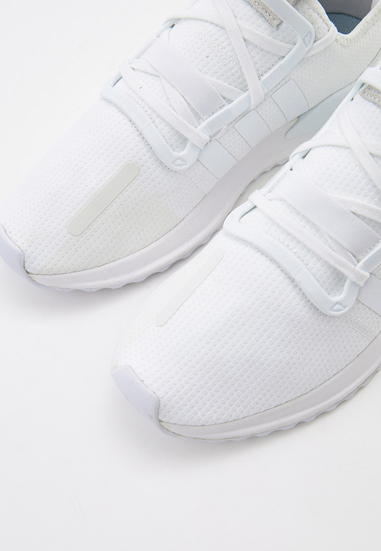 U_path run store white
