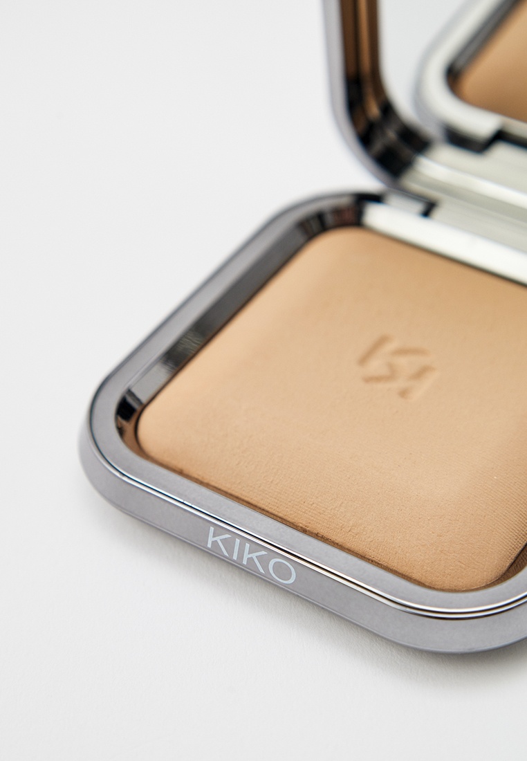 Kiko milano matte fusion pressed powder. Kiko milano flawless fusion bronzer powder. Kiko milano пудра минеральная с эффектом сияния. Пудра kiko milano radiant fusion свотчи. Kiko radiant fusion baked powder.