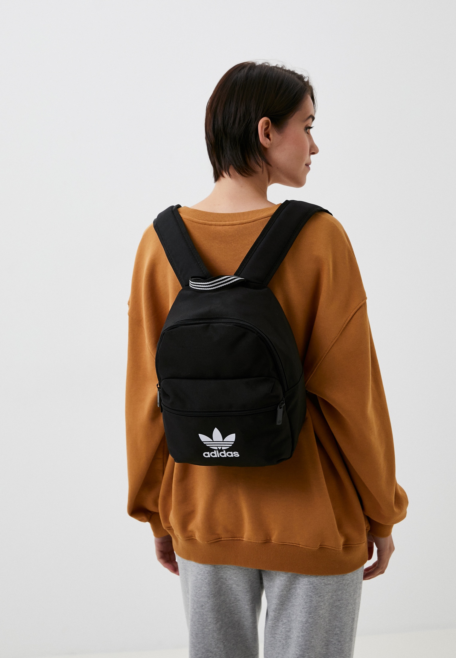 Mini classic hotsell backpack adidas
