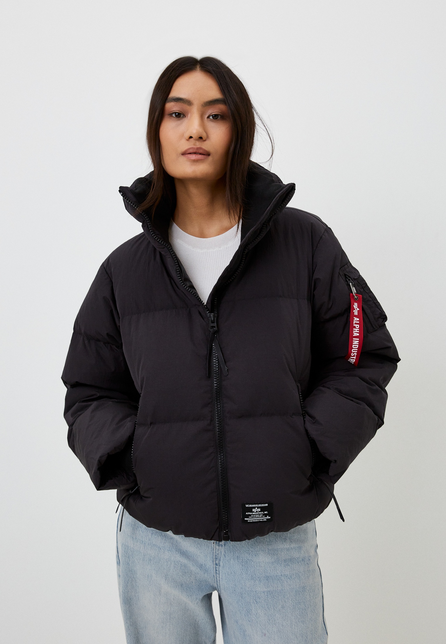 Пуховик и брелок Alpha Industries, цвет: черный, RTLACX714101 — купить ...