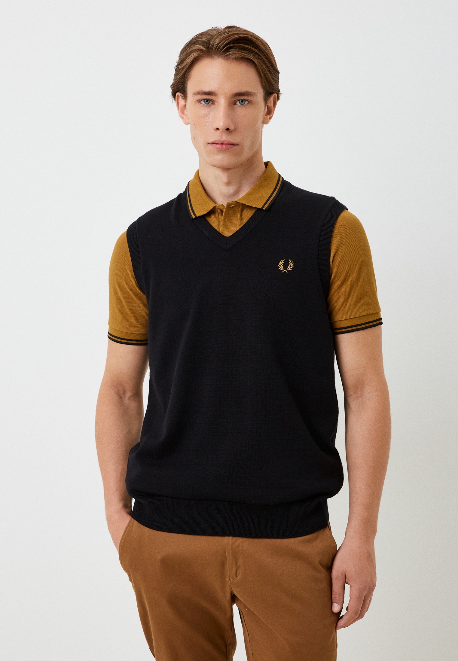 Жилет Fred Perry, цвет: черный, RTLACY690301 — купить в интернет ...